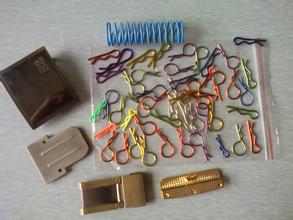 拉丝氧化工艺与诚信企业法黎鑫金属制品在家用电器中的应用